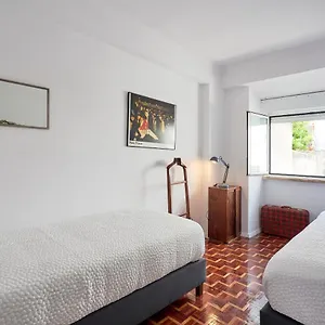 The Modest Apartamento